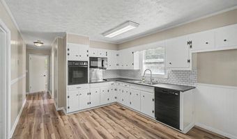 309 Gail St NW, Adairsville, GA 30103