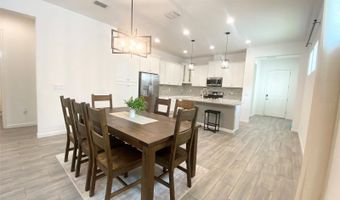 724 WINTERSIDE Dr, Apollo Beach, FL 33572