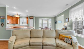 5 Minot Light Ct, Barnegat, NJ 08005