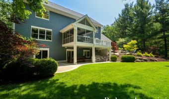 1977 EMERALD GLEN Ct NE, Ada, MI 49301