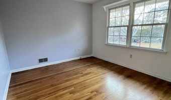 325 University Cir, Athens, GA 30605