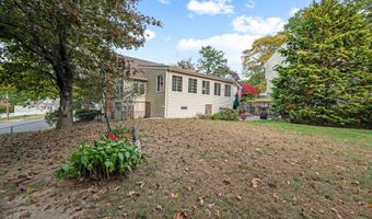 324 Willis St, Bristol, CT 06010