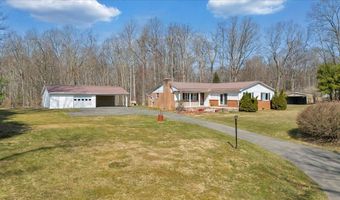 212 W W Ln, Asbury, WV 24916