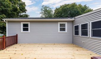 75 Hickory Dr, North Kingstown, RI 02852