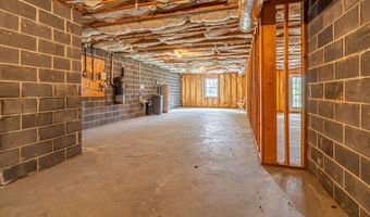 21030 Skyward Dr, Abingdon, VA 24211