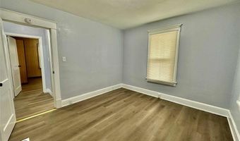 750 Park Dr, Alton, IL 62002