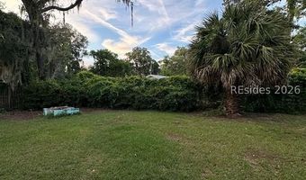 1001 Broad River Dr, Beaufort, SC 29906