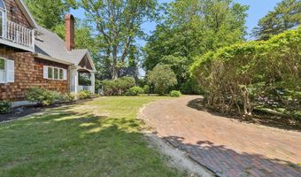 3 Tidewater Cv, Falmouth, ME 04105