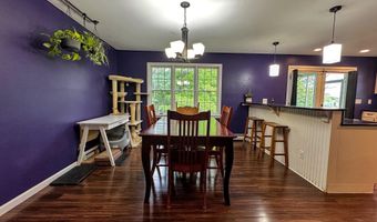 131 Pine Cir, Bennington, VT 05201