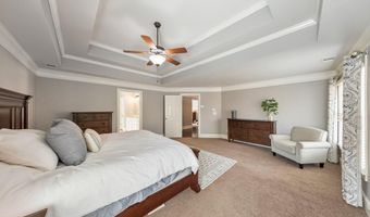 62 Applewood Ln, Acworth, GA 30101