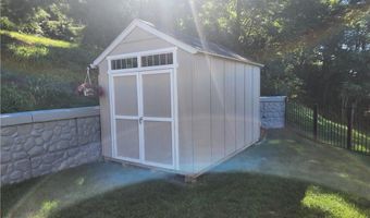 139 Frank Dr, Allen, PA 18067