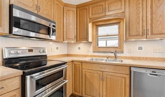 611 11th St SW, Austin, MN 55912