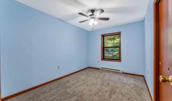 28 Penn Forest Trl, Albrightsville, PA 18210