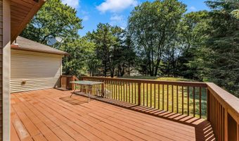 28 Penn Forest Trl, Albrightsville, PA 18210