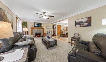 302 W Douglas St, Arlington, MN 55307
