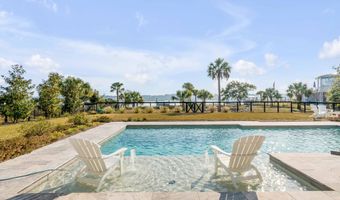 1521 Murphys Island Ct, Awendaw, SC 29429