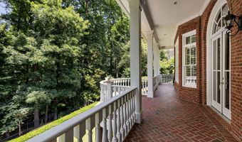 3154 E Addison Dr, Alpharetta, GA 30022