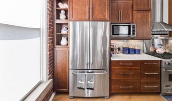 7 Alby St 2, Alton, IL 62002
