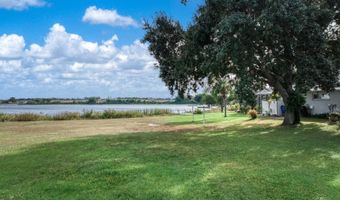 1560 N Oak Park Ave, Avon Park, FL 33825