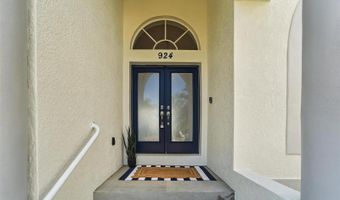 924 BUNKER VIEW Dr, Apollo Beach, FL 33572