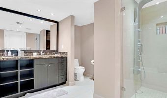 19707 Turnberry Way 7D, Aventura, FL 33180