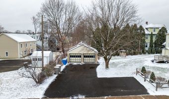 99 Curtiss St, Bristol, CT 06010