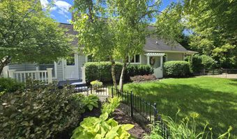 5 A114 N Apple Canyon Rd, Apple River, IL 61001