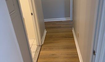 239 Old Farms Rd 16D, Avon, CT 06001