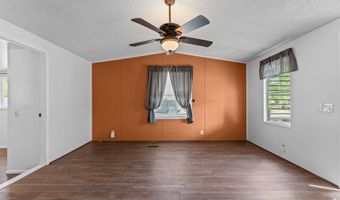 26600 S Grandview Dr, Congress, AZ 85332