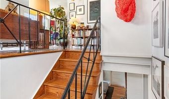 152 Hamilton Ave, Jamestown, RI 02835