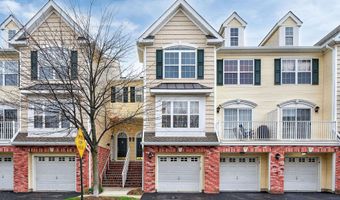 34 MARINA Dr, Bayonne, NJ 07002