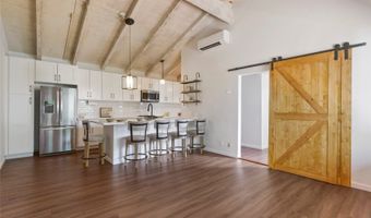 1482 Honokahua St, Honolulu, HI 96825