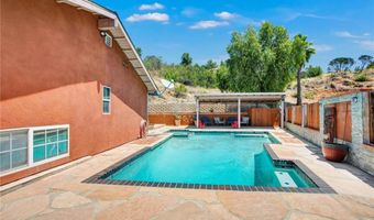 1026 Arnold Way, Alpine, CA 91901