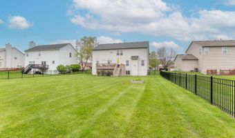 8311 Thorn Bend Dr, Indianapolis, IN 46278