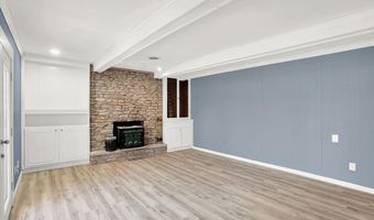 826 Yorkshire Rd, Anderson, IN 46012