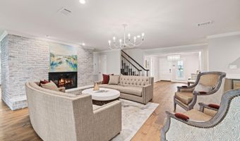 1127 N Monte Blanc Dr, Abbeville, LA 70510