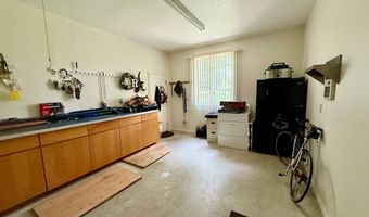 105 Beechwood Dr, Beaver, WV 25813
