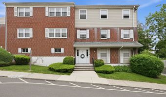 50 Greenhouse Rd 41D, Bridgeport, CT 06606