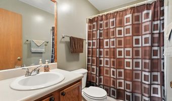 126 Vice Blvd, Avilla, IN 46710
