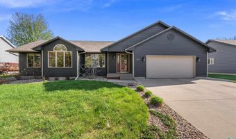 209 W Ironwood St, Brandon, SD 57005