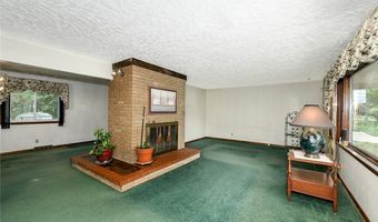 1423 Shanabrook Dr, Akron, OH 44313