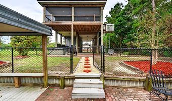 43 Fiber St, Bay St. Louis, MS 39520