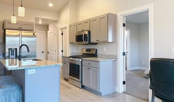 39 Harmony St, Buffalo, WY 82834