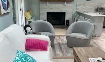 36 Burnham St, Charlestown, RI 02813