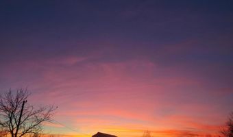 21207 Lawrence 1230, Aurora, MO 65605