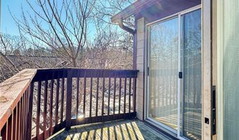 901 Wentworth Ct, Alpharetta, GA 30022