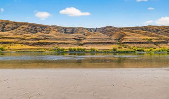 13353 Snake River Rd, Asotin, WA 99402