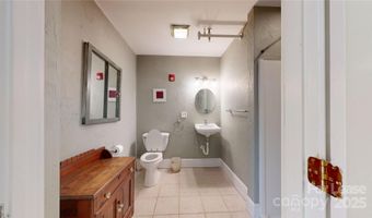 49 Broadway St 201, Asheville, NC 28801