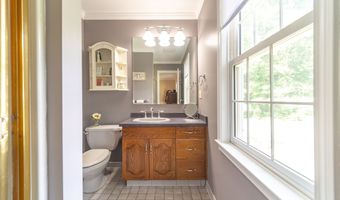 75 Hearthstone Dr, Cheshire, CT 06410