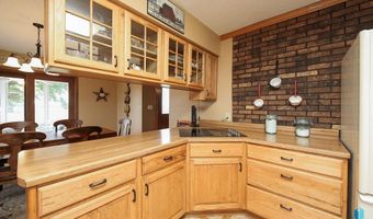 48224 266th St, Brandon, SD 57005